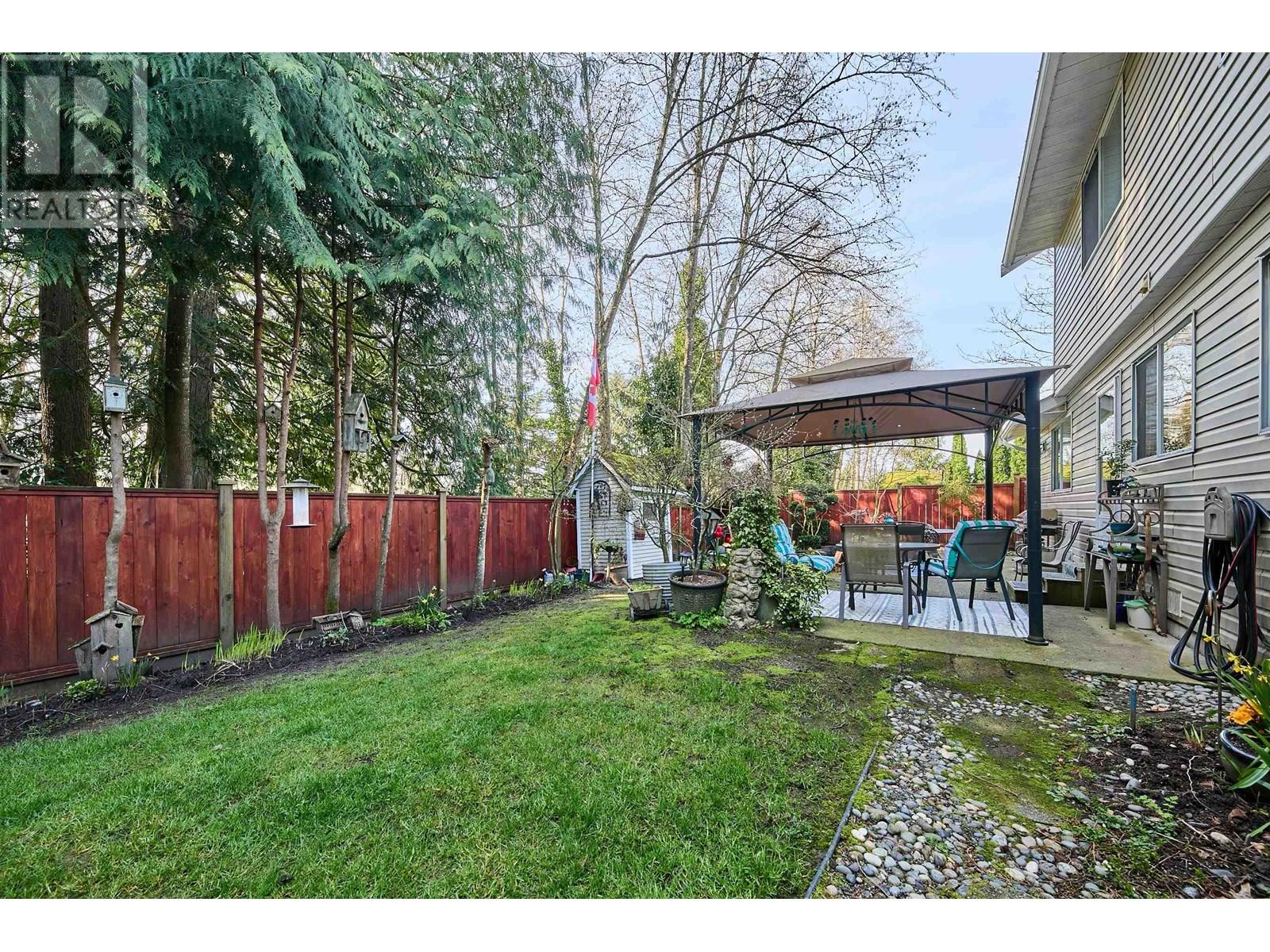 Property at 25006 120B AVENUE image 2