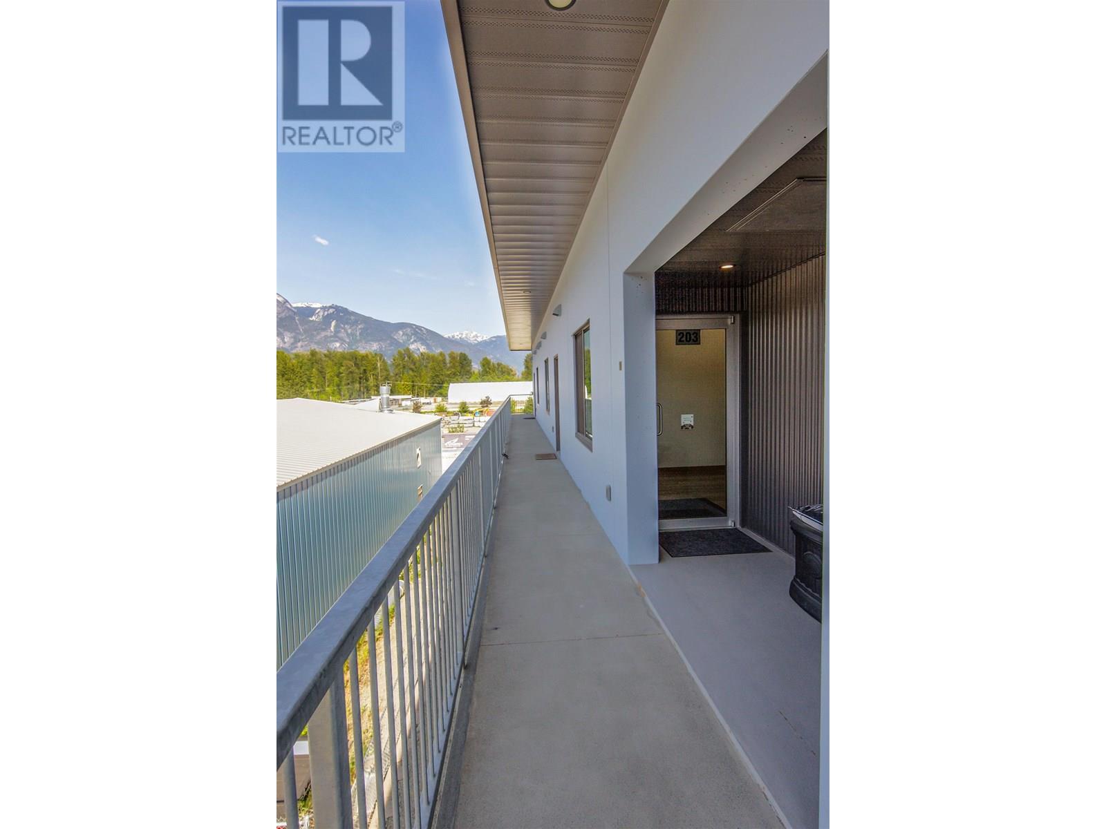 203 7322 Old Mill Road, Pemberton, British Columbia  V0N 2L0 - Photo 16 - C8070495
