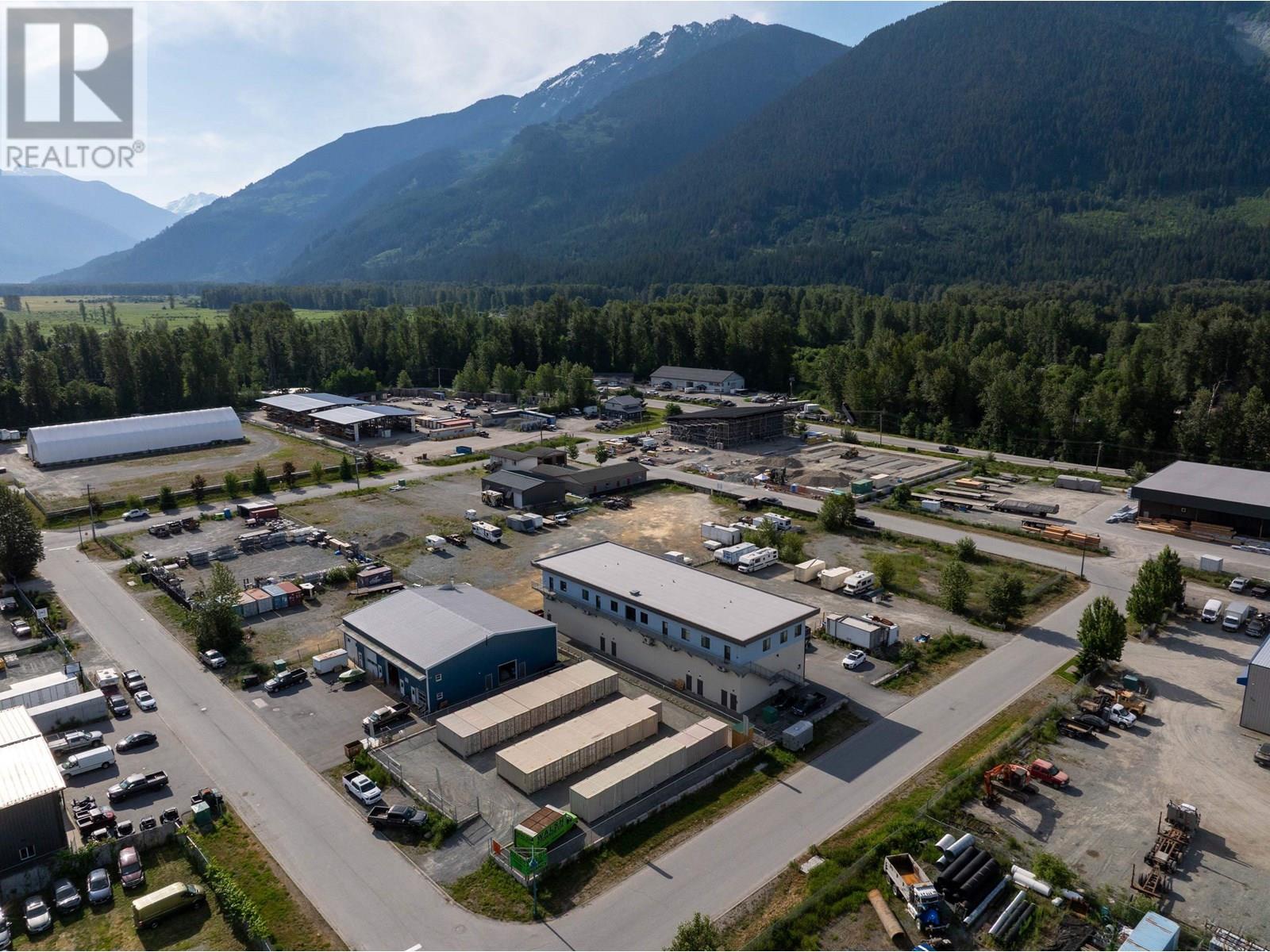 203 7322 Old Mill Road, Pemberton, British Columbia  V0N 2L0 - Photo 20 - C8070495