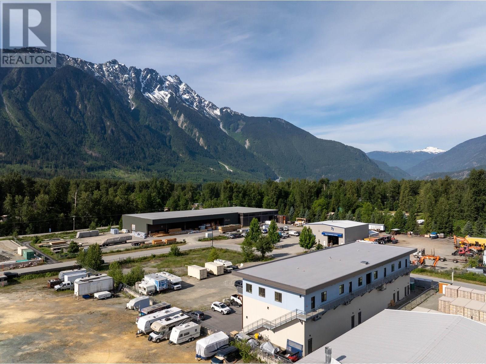 203 7322 Old Mill Road, Pemberton, British Columbia  V0N 2L0 - Photo 23 - C8070495