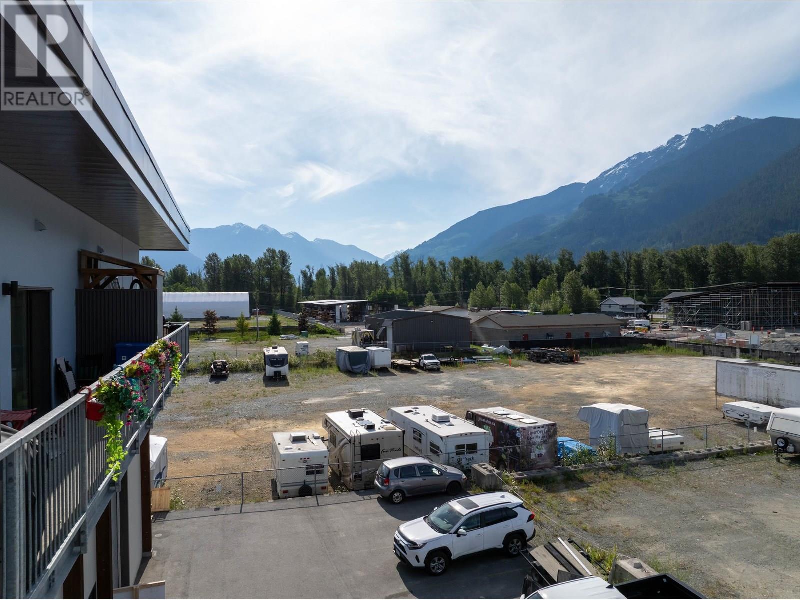 203 7322 Old Mill Road, Pemberton, British Columbia  V0N 2L0 - Photo 29 - C8070495
