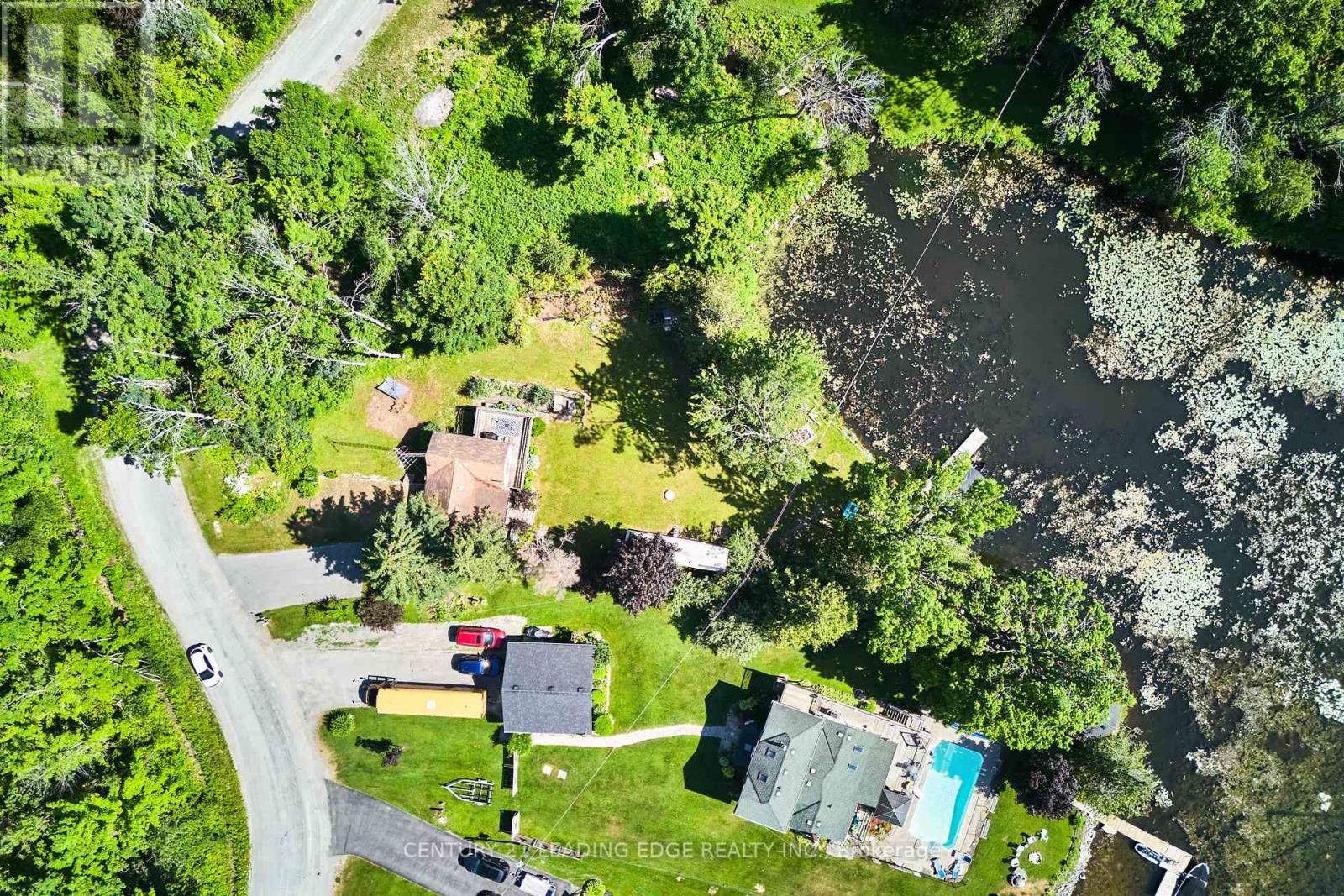 Property at 225 ARNOTT DRIVE image 4