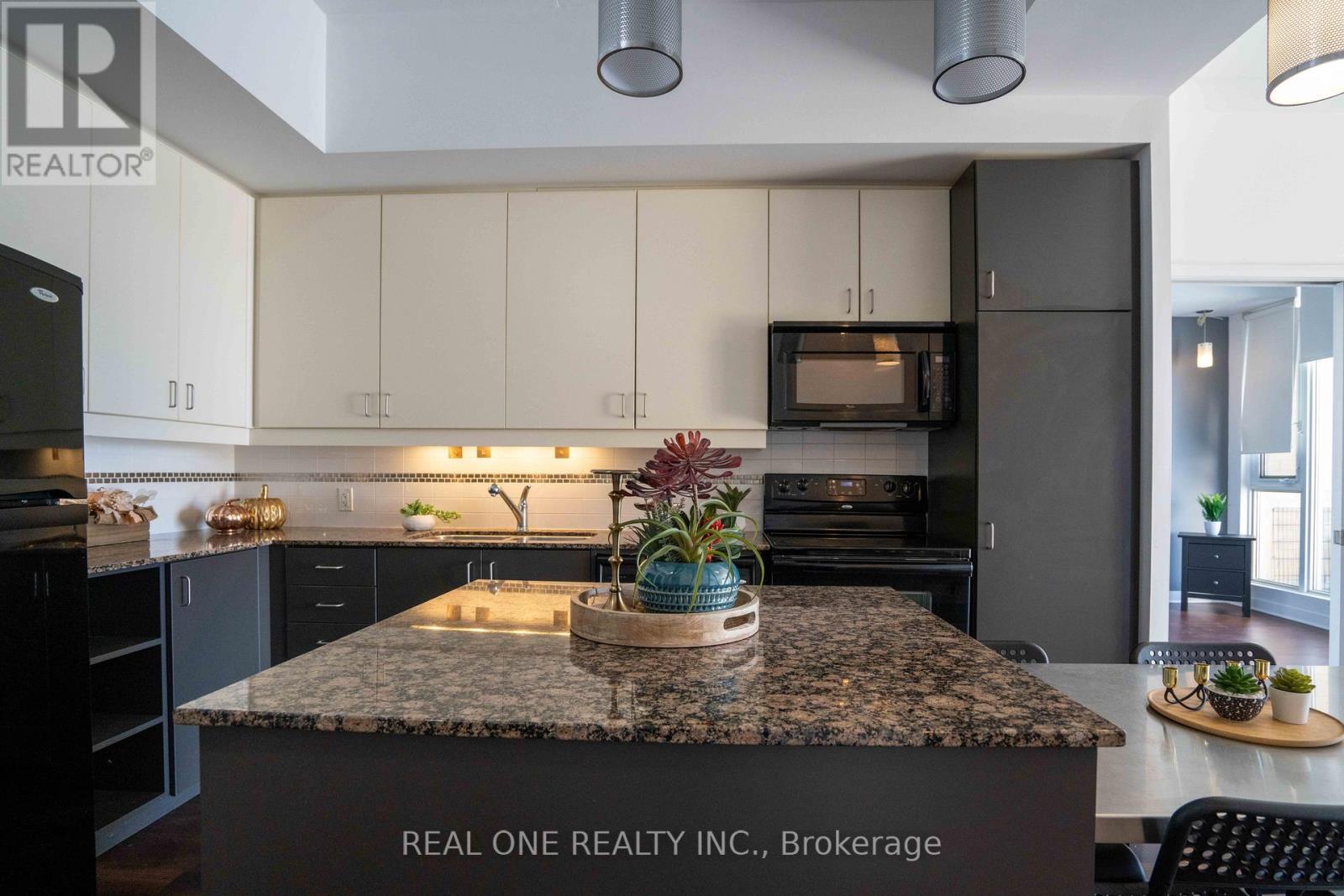 703 - 191 King Street S, Waterloo, Ontario  N2J 1R1 - Photo 4 - X12259775