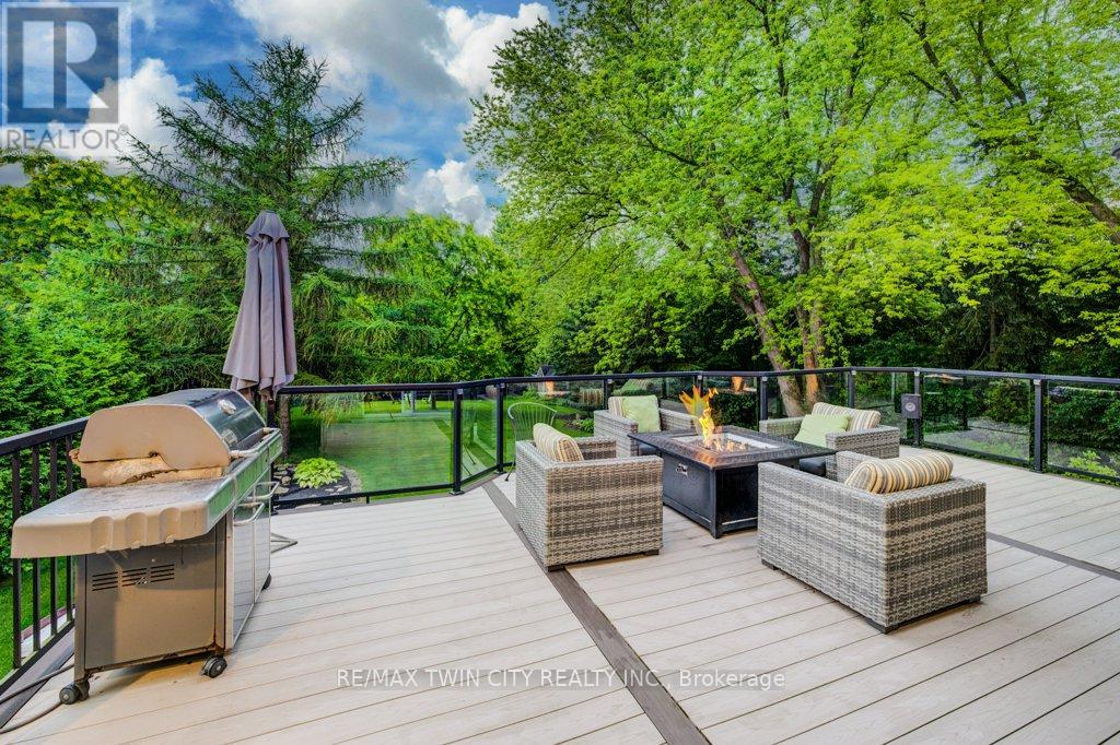 1525 Dickie Settlement Road, Cambridge, Ontario  N3H 4R8 - Photo 40 - X12259793