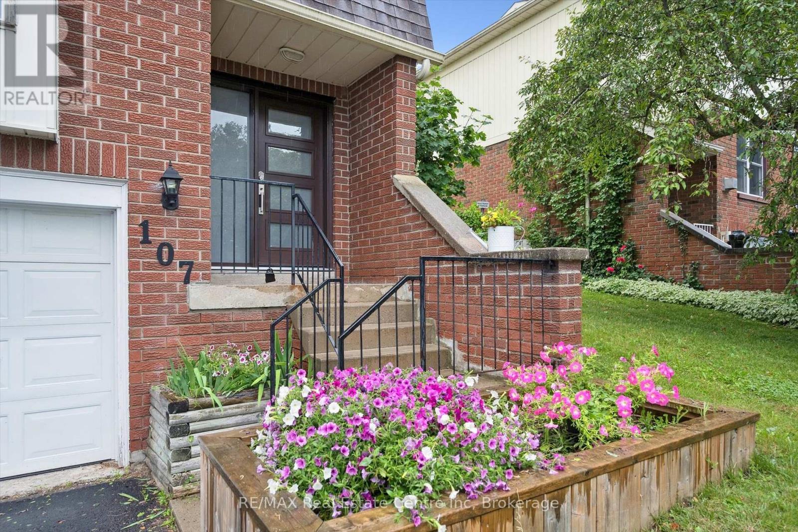 Property at 107 DOVERCLIFFE ROAD image 3