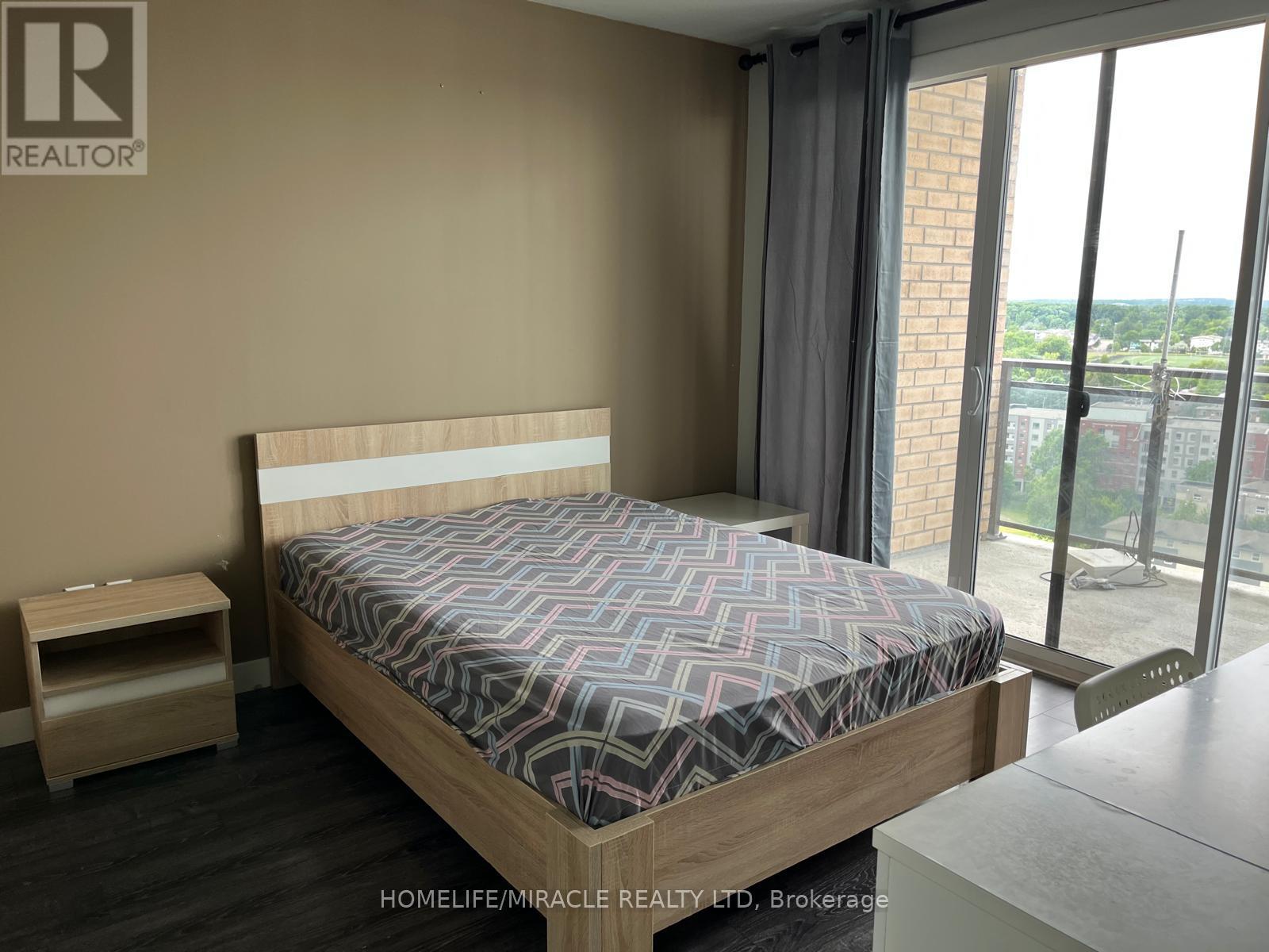 1706 - 318 Spruce Street, Waterloo, Ontario  N2L 3M7 - Photo 11 - X12222047