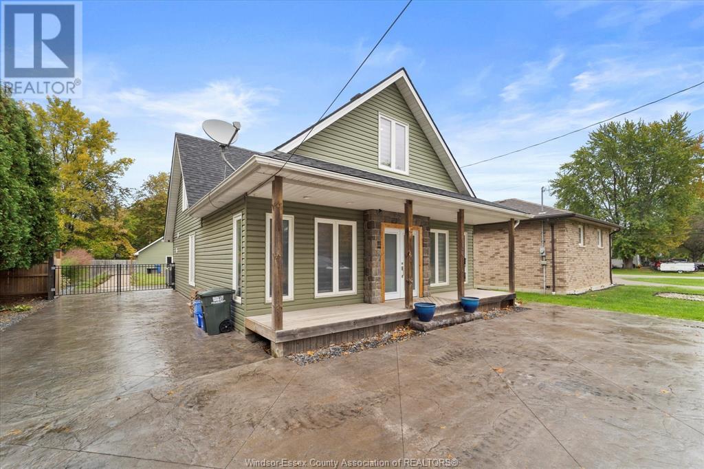 Property at 1530 SPRUCEWOOD image 3