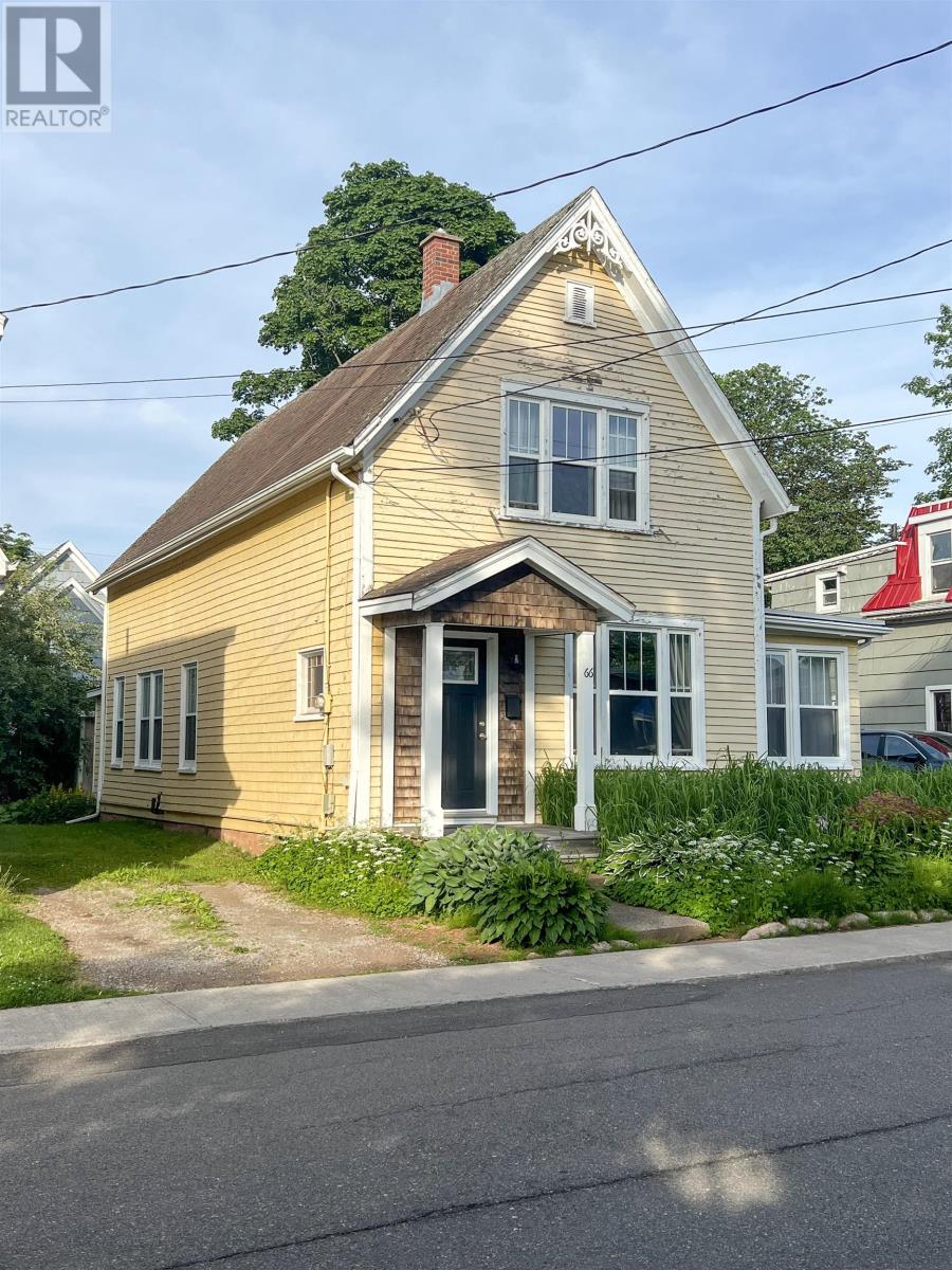 Property at 66 Walthen Drive image 4