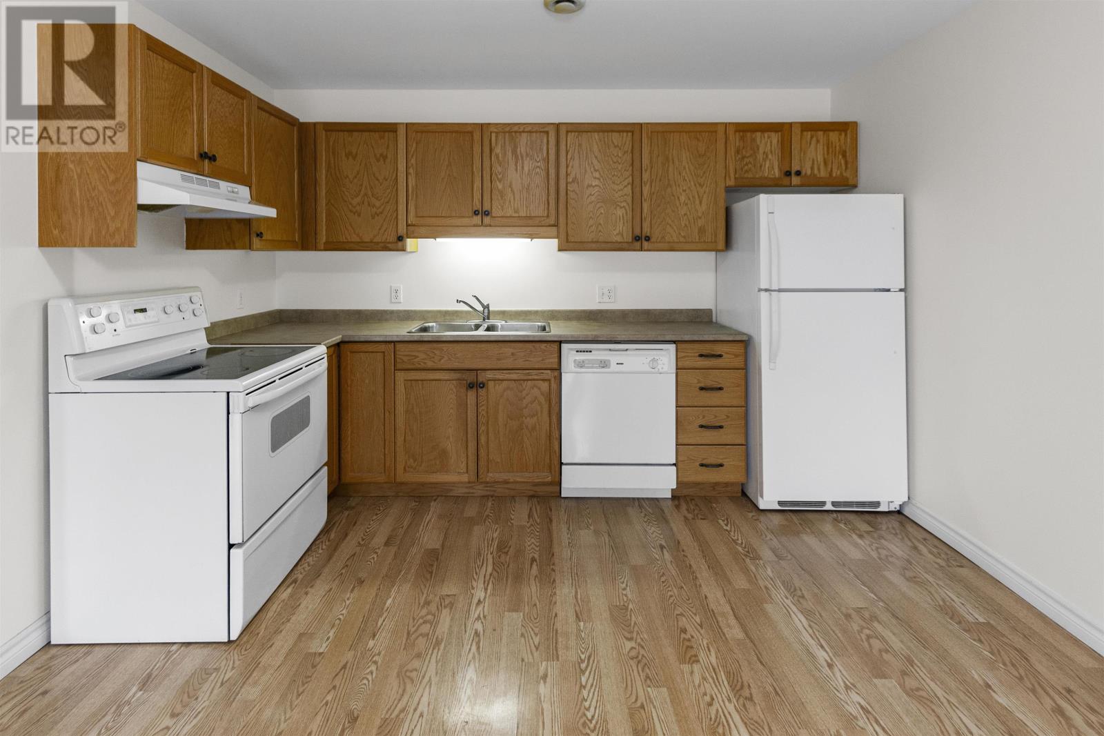 3 17 Heatherway Drive, Cornwall, Prince Edward Island  C0A 1H3 - Photo 4 - 202516464