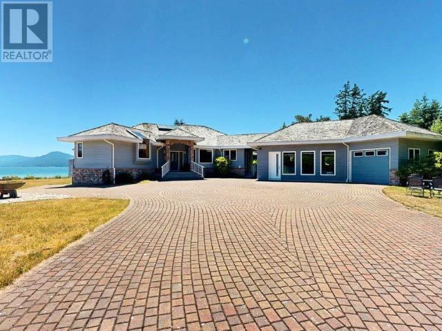 10219 DOUGLAS BAY ROAD, Powell River, British Columbia