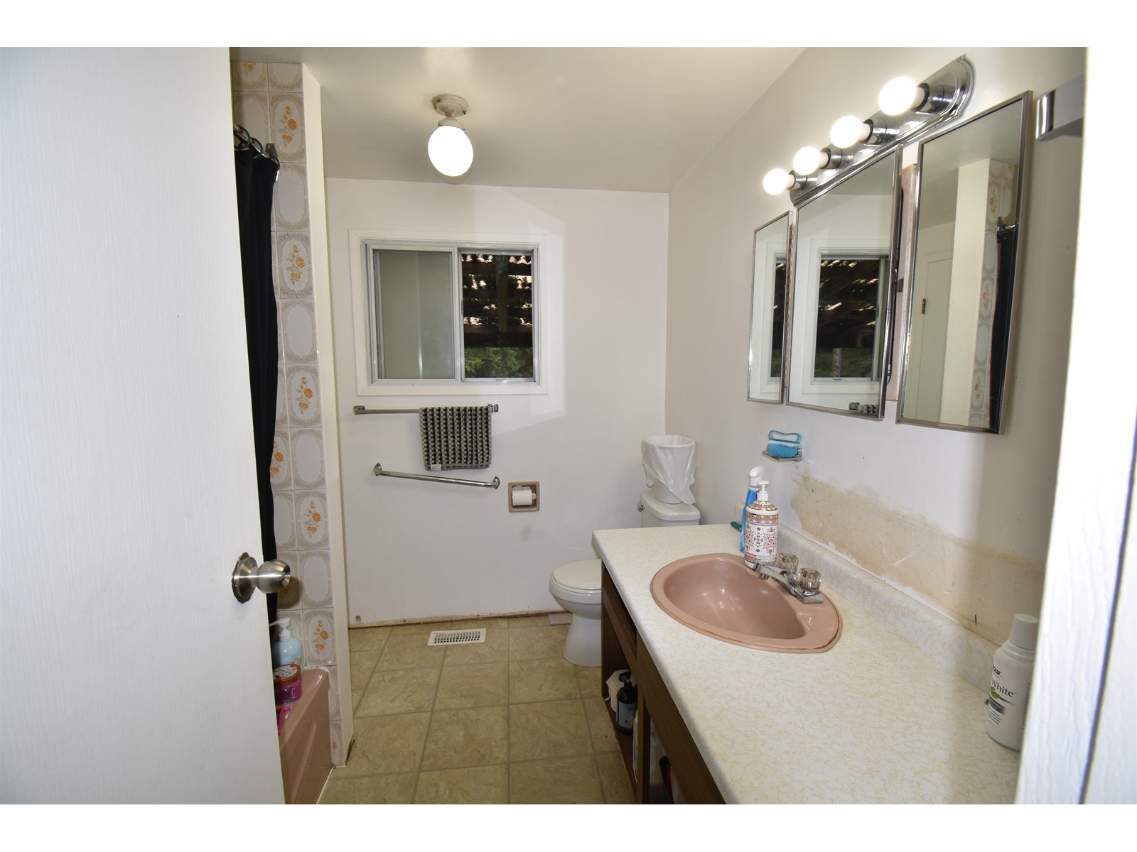 21169 Landstrom Road, Hope, Hope, British Columbia  V0X 1L3 - Photo 16 - R3020340