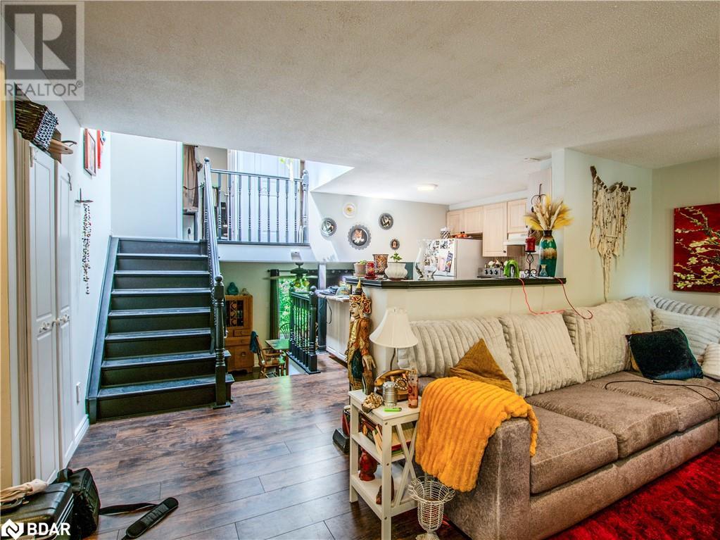 40 Doris Drive, Barrie, Ontario  L4N 5L9 - Photo 3 - 40746948