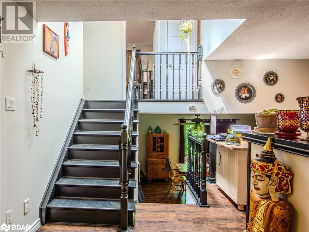 40 Doris Drive, Barrie, Ontario  L4N 5L9 - Photo 5 - 40746948