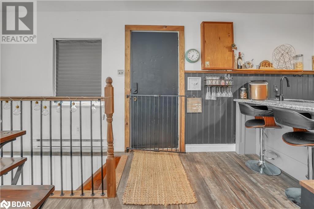 Property at 43 MANITOU Crescent image 4