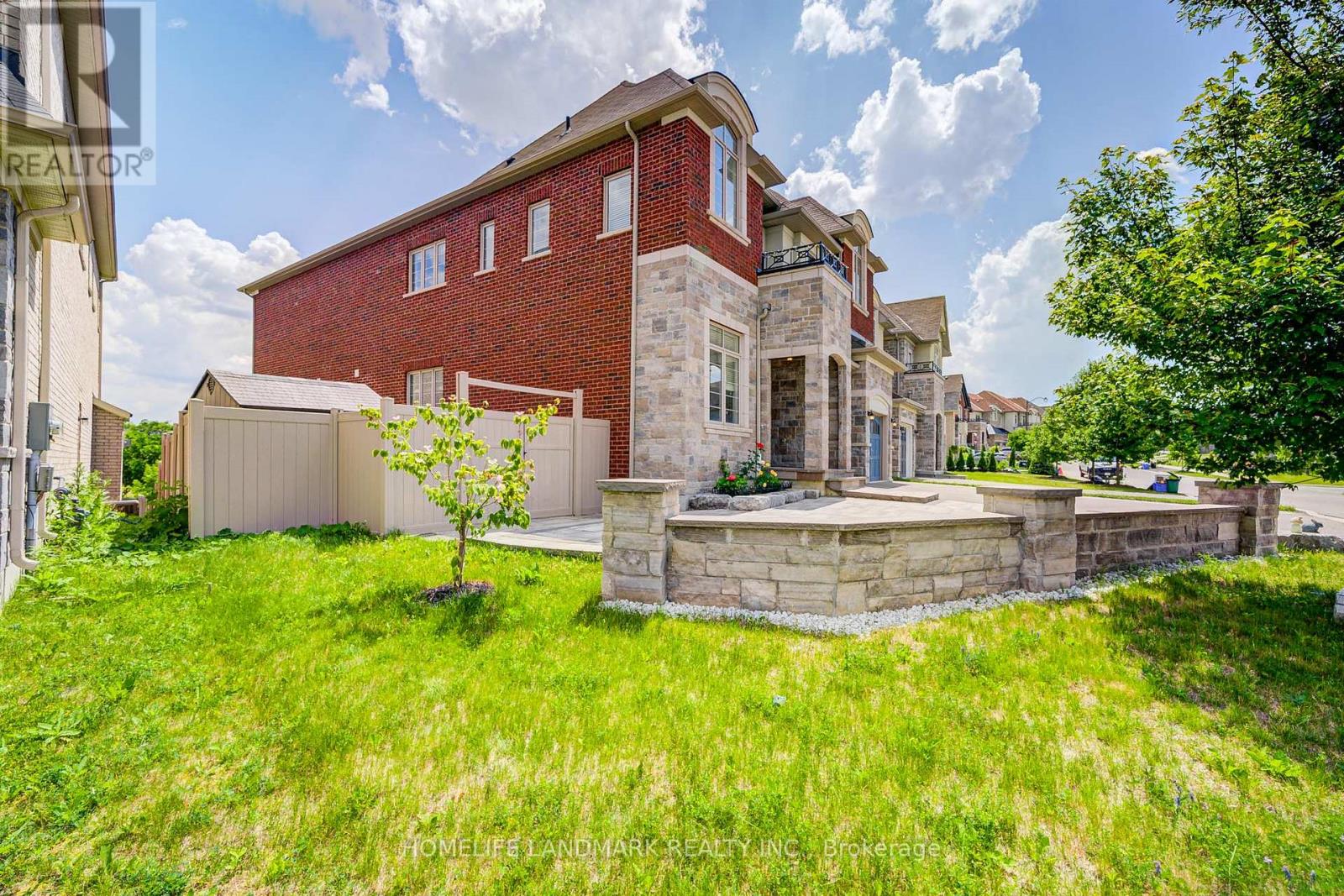 17 Dr Pearson Court, East Gwillimbury, Ontario  L9N 0P4 - Photo 48 - N12259222