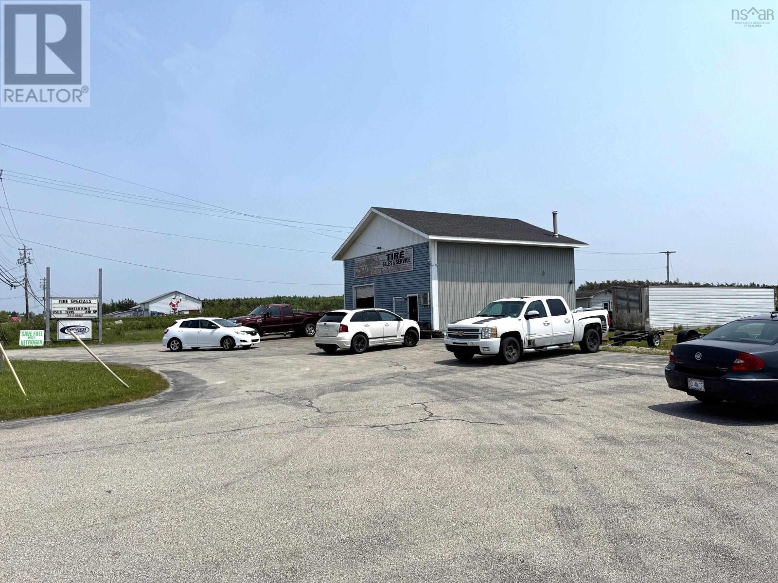 5-7 Hardscratch Road, Yarmouth, Nova Scotia  B5A 5H8 - Photo 1 - 202513965