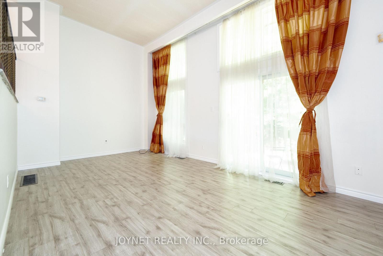 Property at 24 WILD BRIARWAY image 5