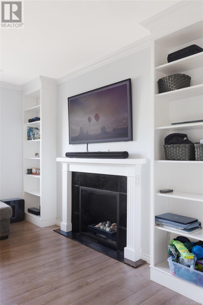 Property at 1227 Lockley Rd image 4