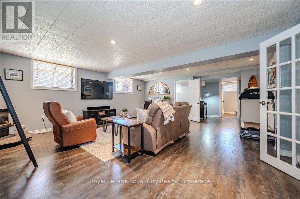 953 St David Street N, Centre Wellington, Ontario  N1M 2W3 - Photo 29 - X12259949
