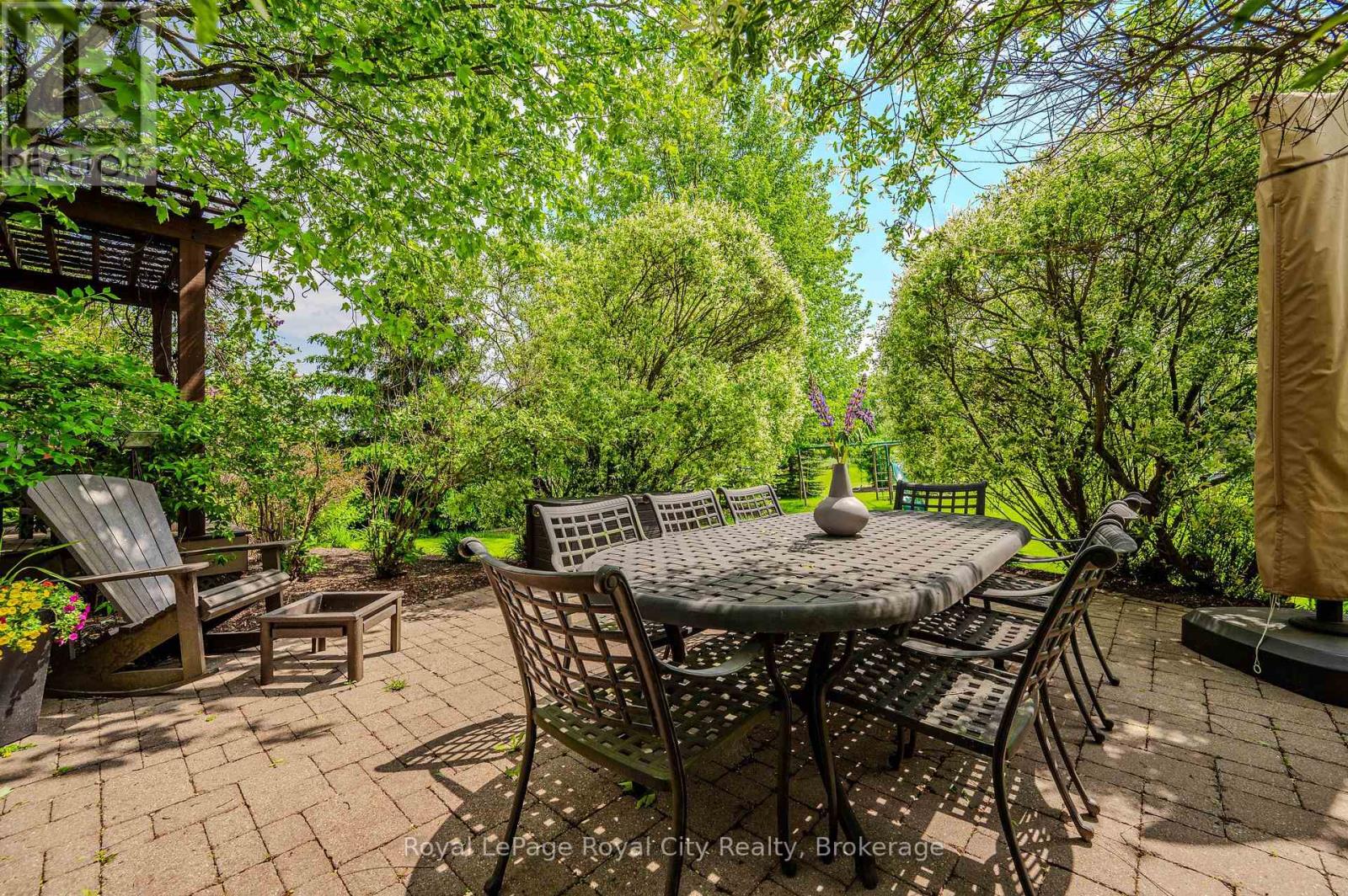 953 St David Street N, Centre Wellington, Ontario  N1M 2W3 - Photo 40 - X12259949
