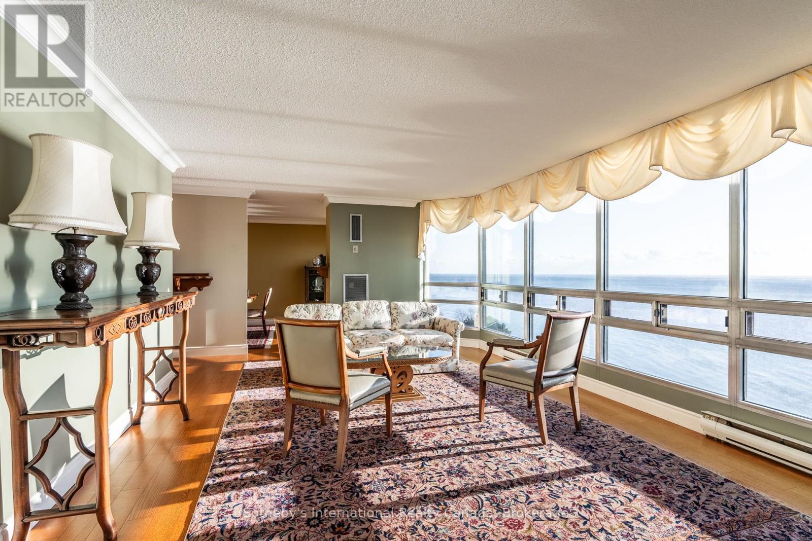 1107 - 2180 Marine Drive, Oakville, Ontario  L6L 5V2 - Photo 11 - W12260075
