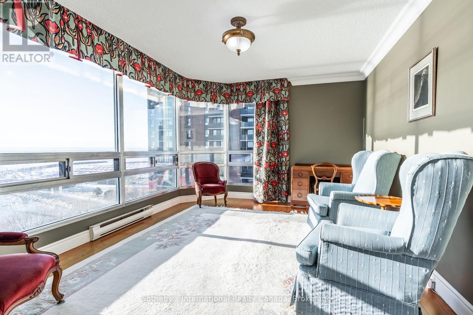 1107 - 2180 Marine Drive, Oakville, Ontario  L6L 5V2 - Photo 12 - W12260075