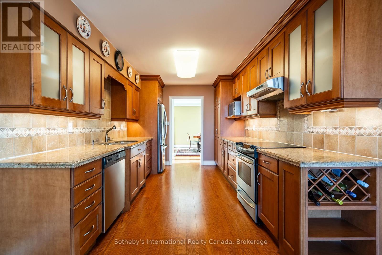 1107 - 2180 Marine Drive, Oakville, Ontario  L6L 5V2 - Photo 14 - W12260075