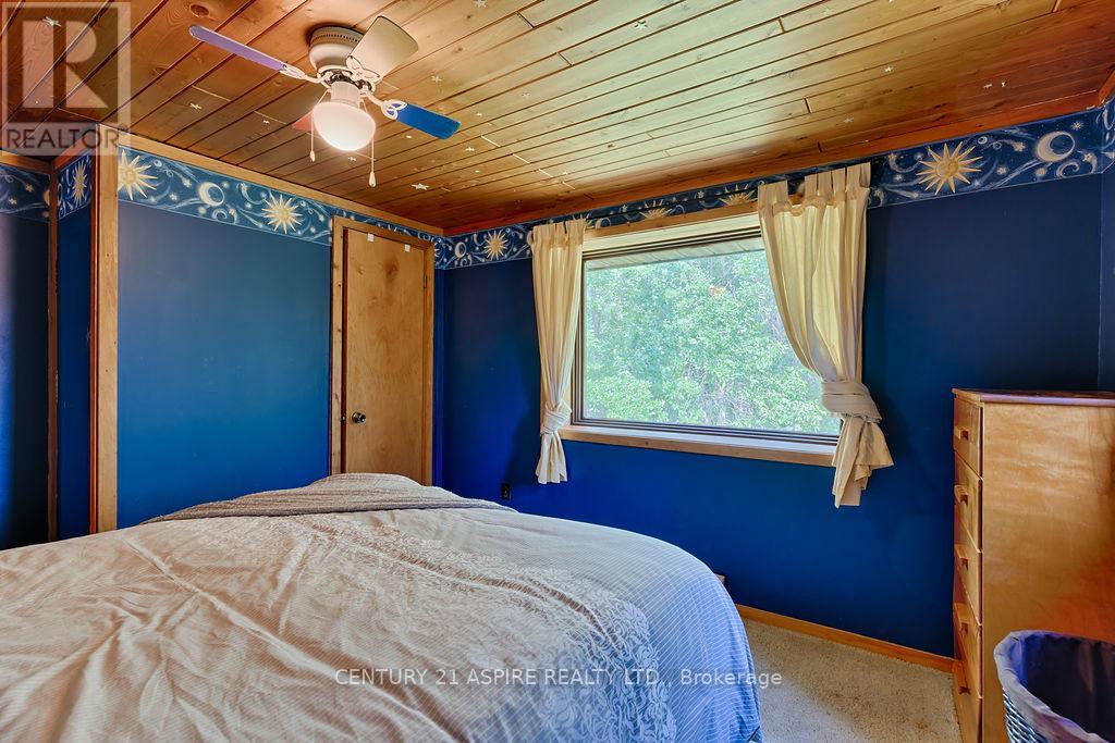 551 Whispering Pines Crescent, Laurentian Valley, Ontario  K8A 6W4 - Photo 15 - X12260003