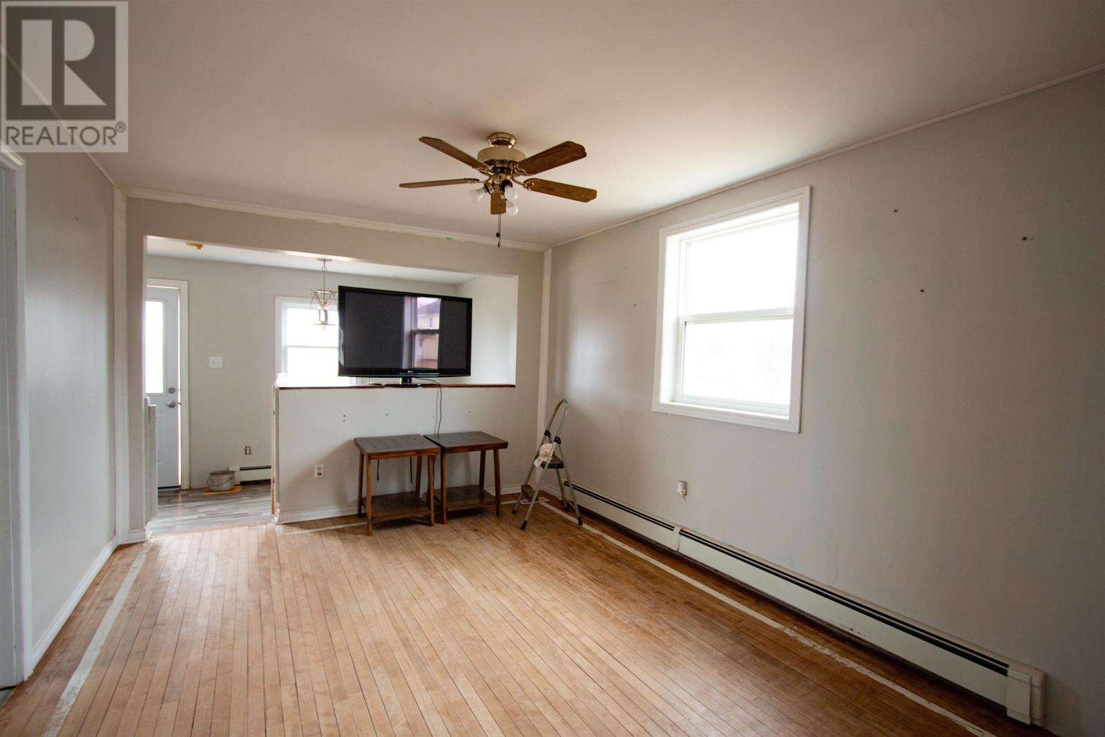 Property at 170 Main Street image 4