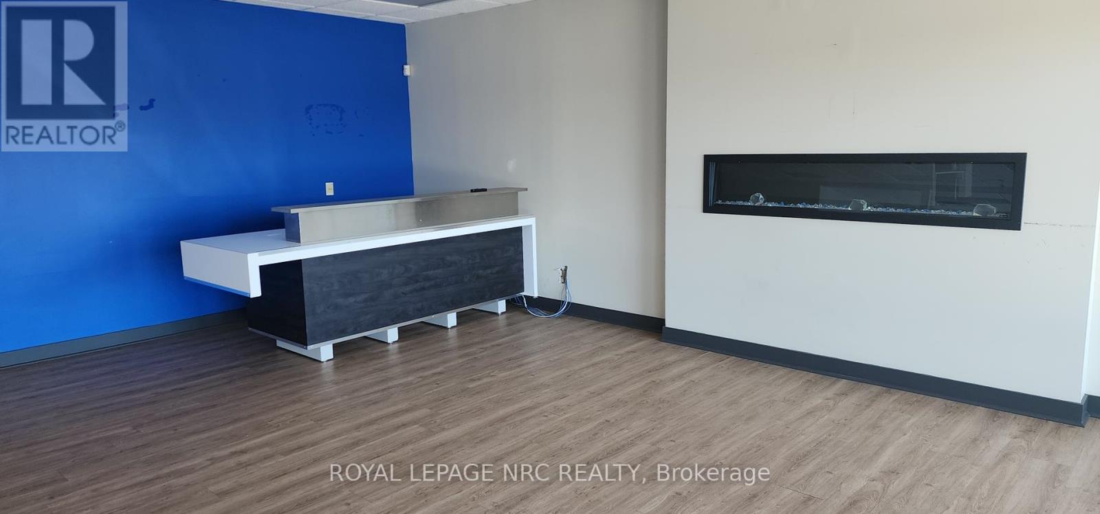 660 Garrison Road, Fort Erie, Ontario  L2A 6E2 - Photo 8 - X12254233