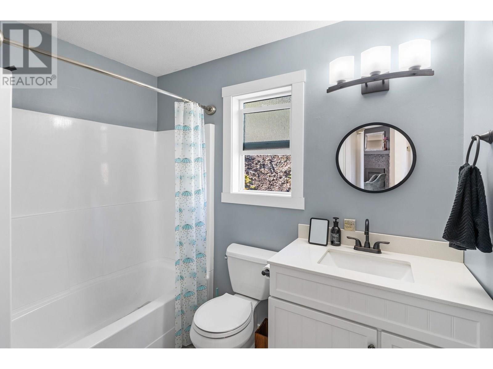 2455 Silver Place, Kelowna, British Columbia  V1V 1M9 - Photo 21 - 10354594