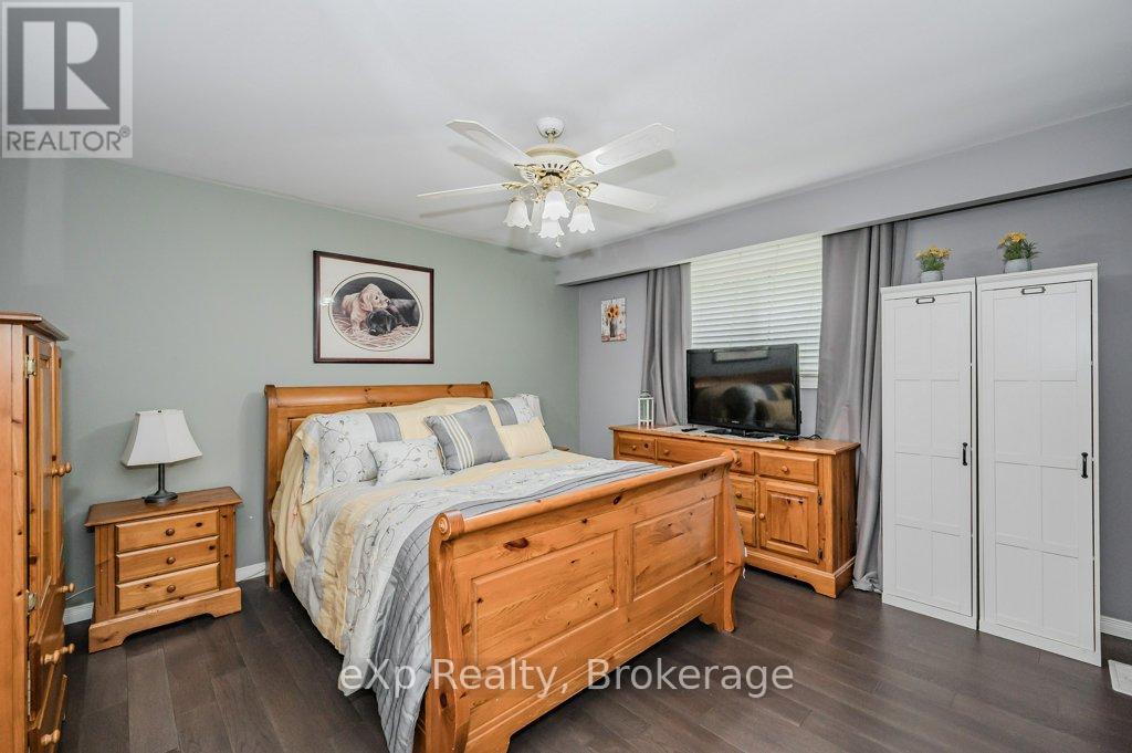8 Malvern Crescent, Guelph, Ontario  N1L 1G8 - Photo 17 - X12227012