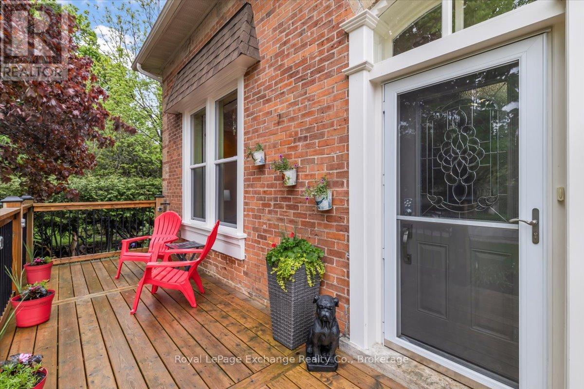 144 Yonge Street S, Arran-Elderslie, Ontario  N0H 2N0 - Photo 12 - X12173948