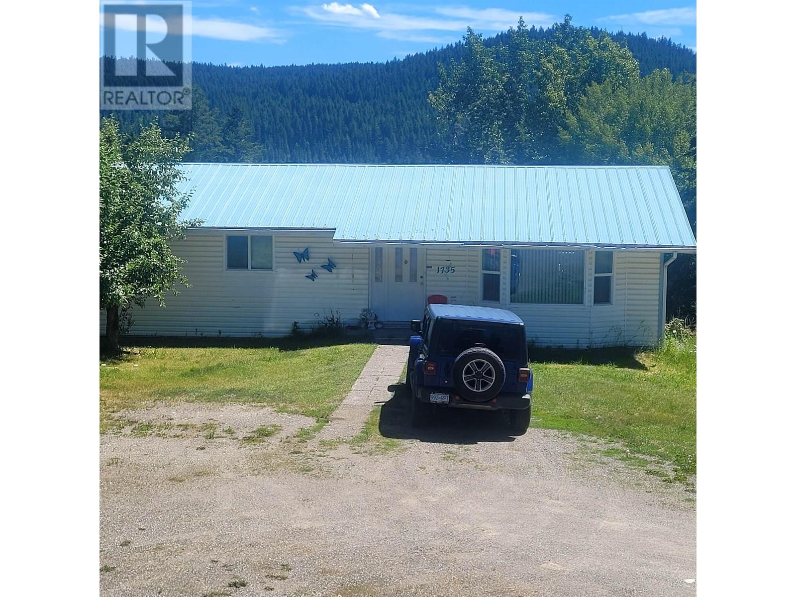 1735 168 MILE ROAD, Williams Lake, British Columbia