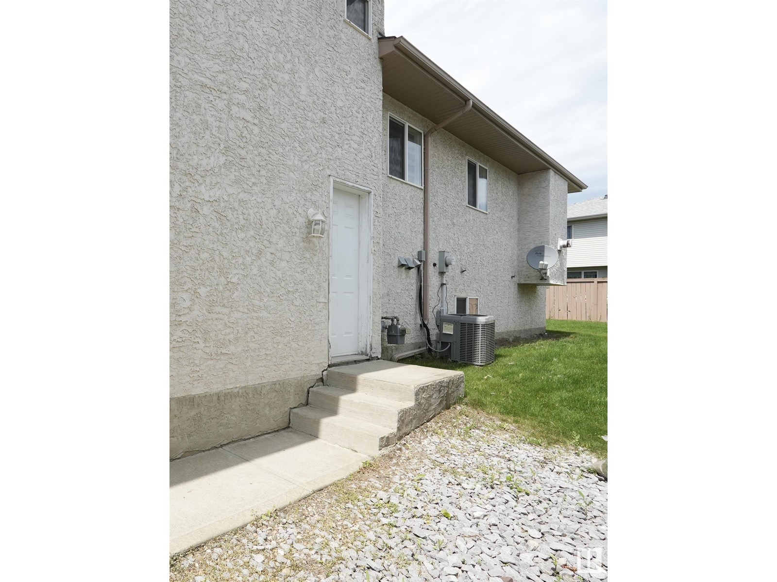 Property at 2218 Kaufman Way NW image 4
