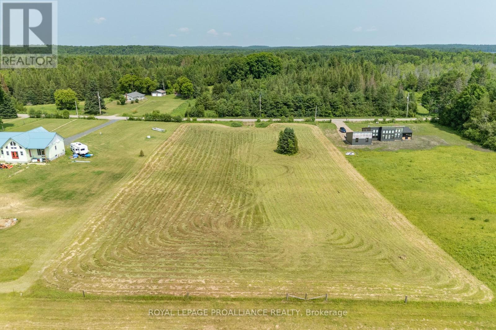 1226 Gull Lake Road, Frontenac (Frontenac North), Ontario  K0H 1B0 - Photo 5 - X11958174