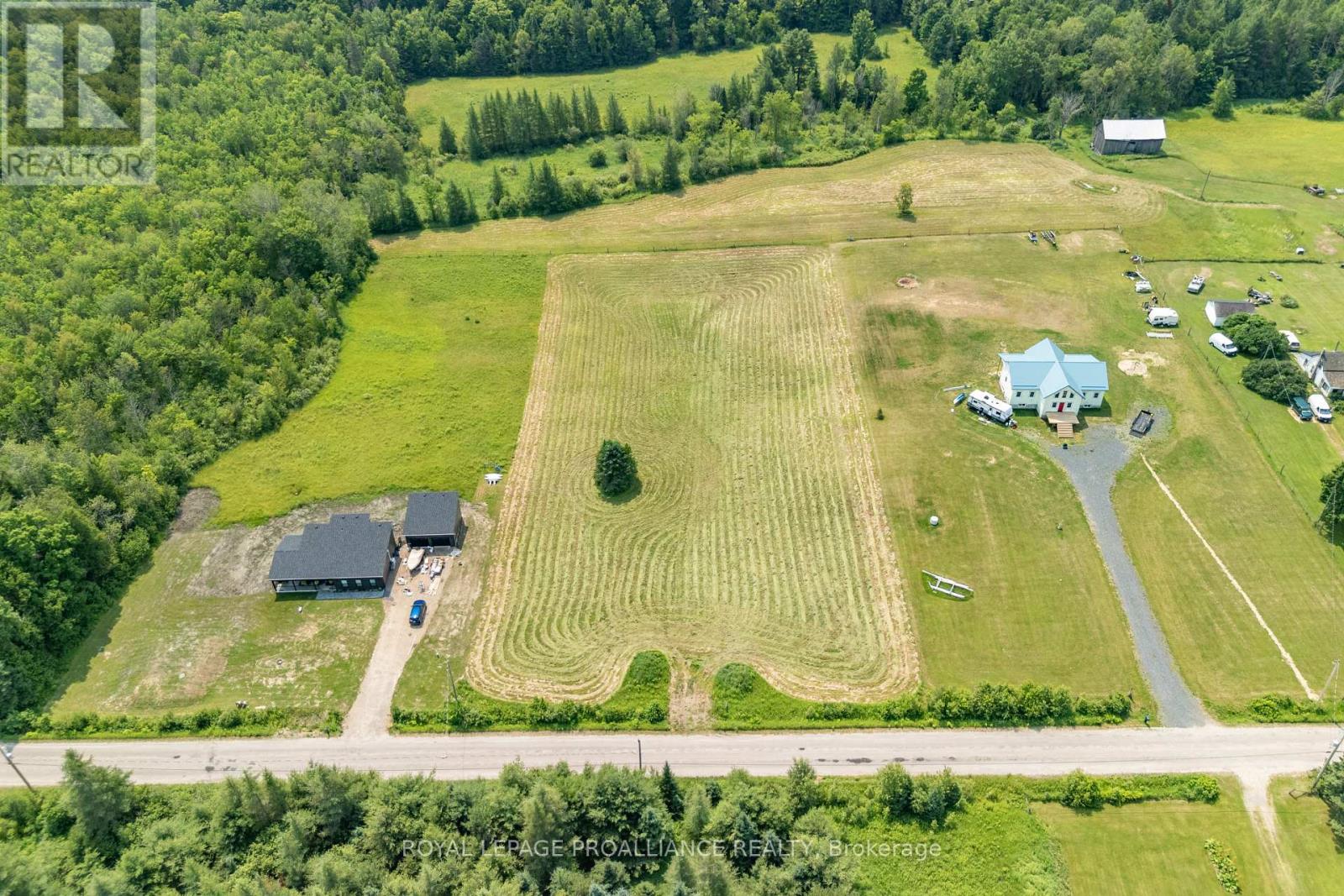 1226 Gull Lake Road, Frontenac (Frontenac North), Ontario  K0H 1B0 - Photo 13 - X11958174