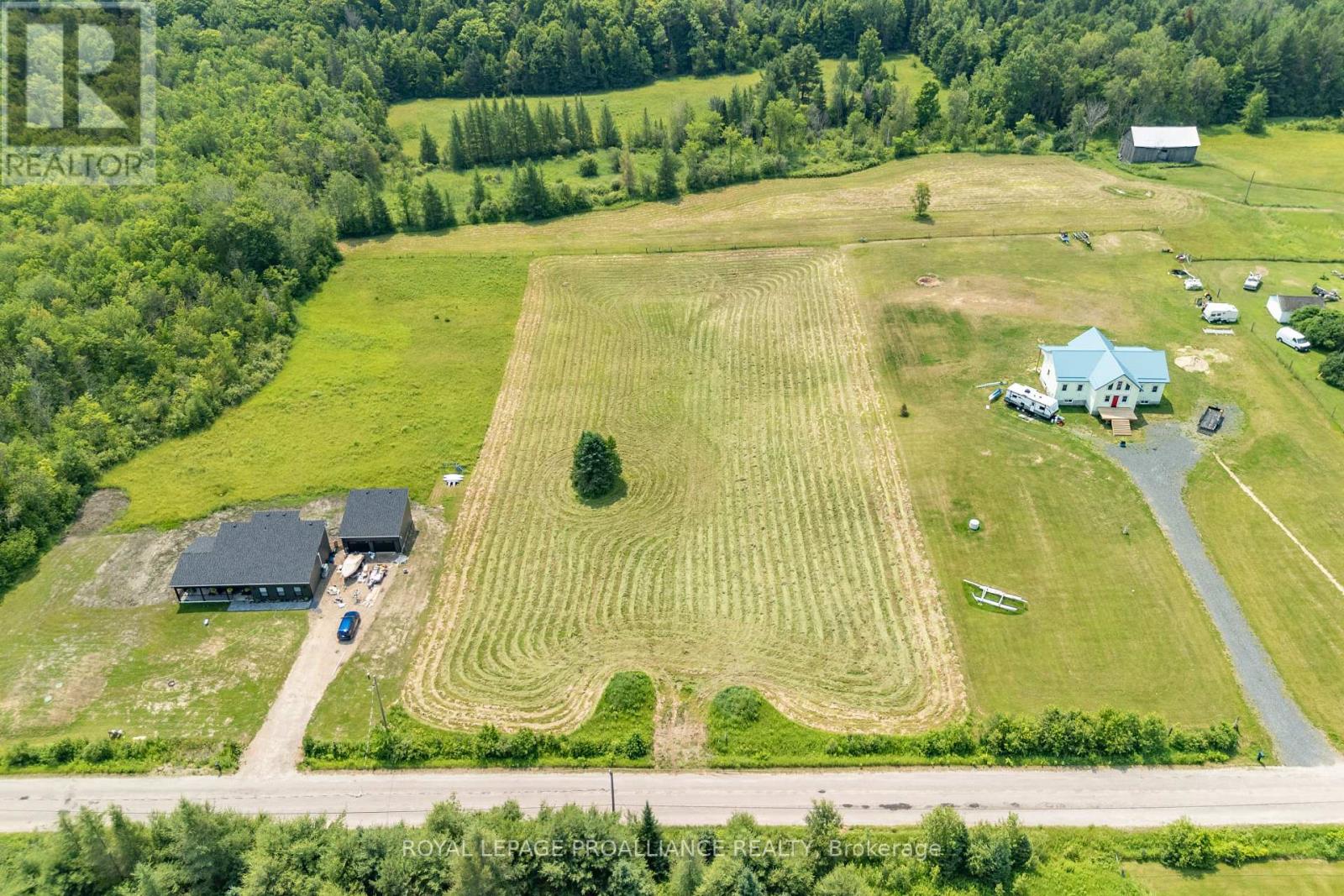 1226 Gull Lake Road, Frontenac (Frontenac North), Ontario  K0H 1B0 - Photo 15 - X11958174