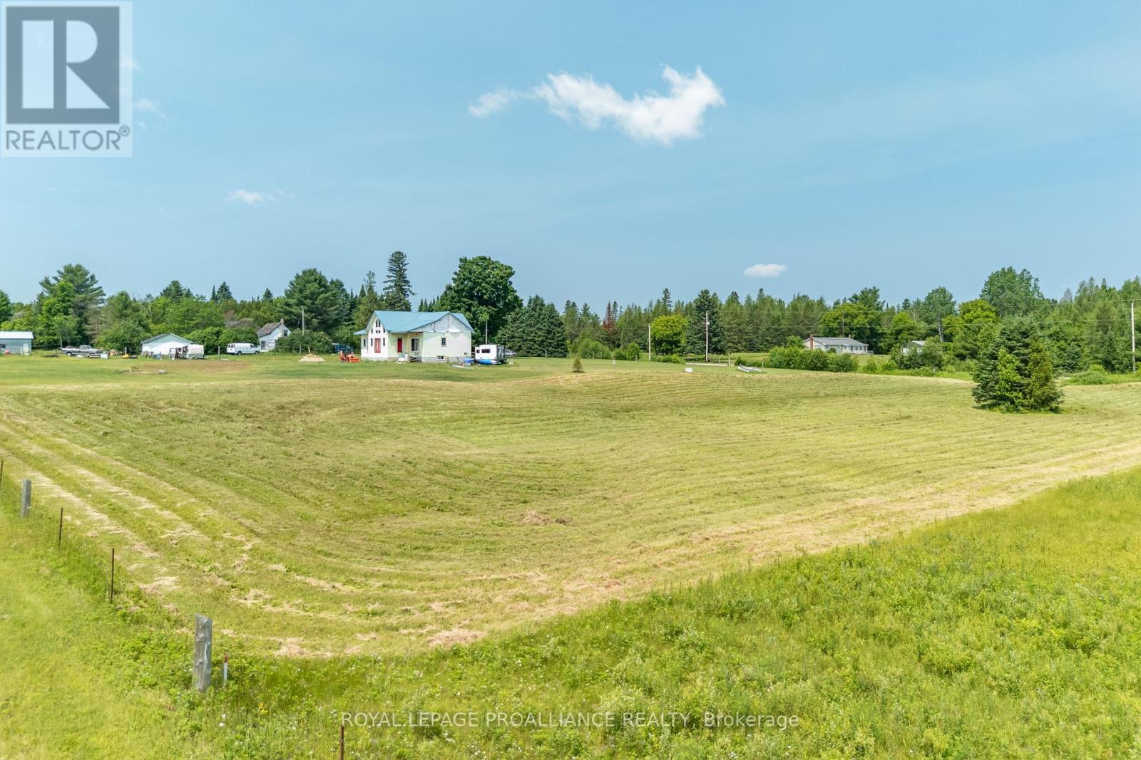 1226 Gull Lake Road, Frontenac (Frontenac North), Ontario  K0H 1B0 - Photo 22 - X11958174