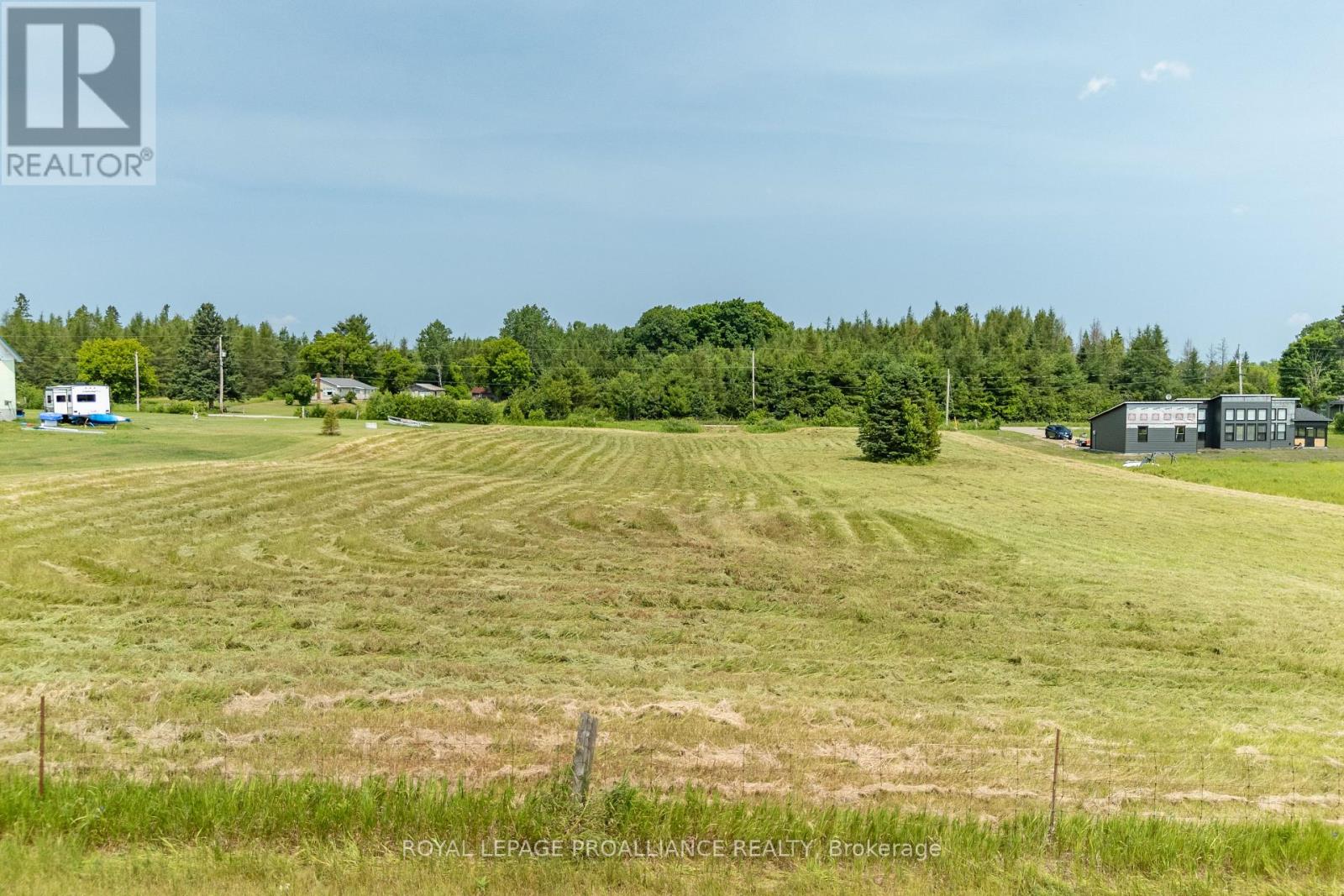 1226 Gull Lake Road, Frontenac (Frontenac North), Ontario  K0H 1B0 - Photo 4 - X11958174