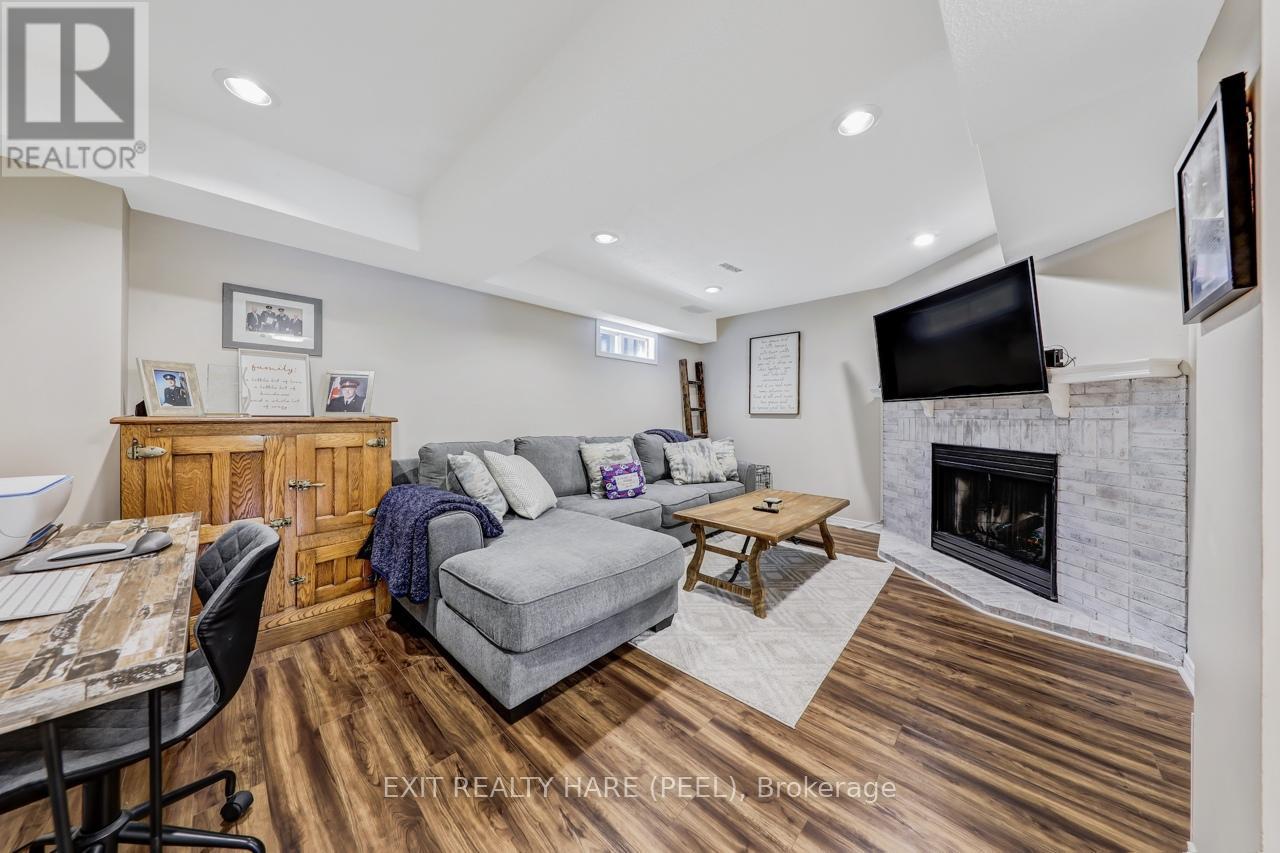 6 - 119 Spring Road, Georgina, Ontario L4P 2K4 - Photo 10 - N12259981