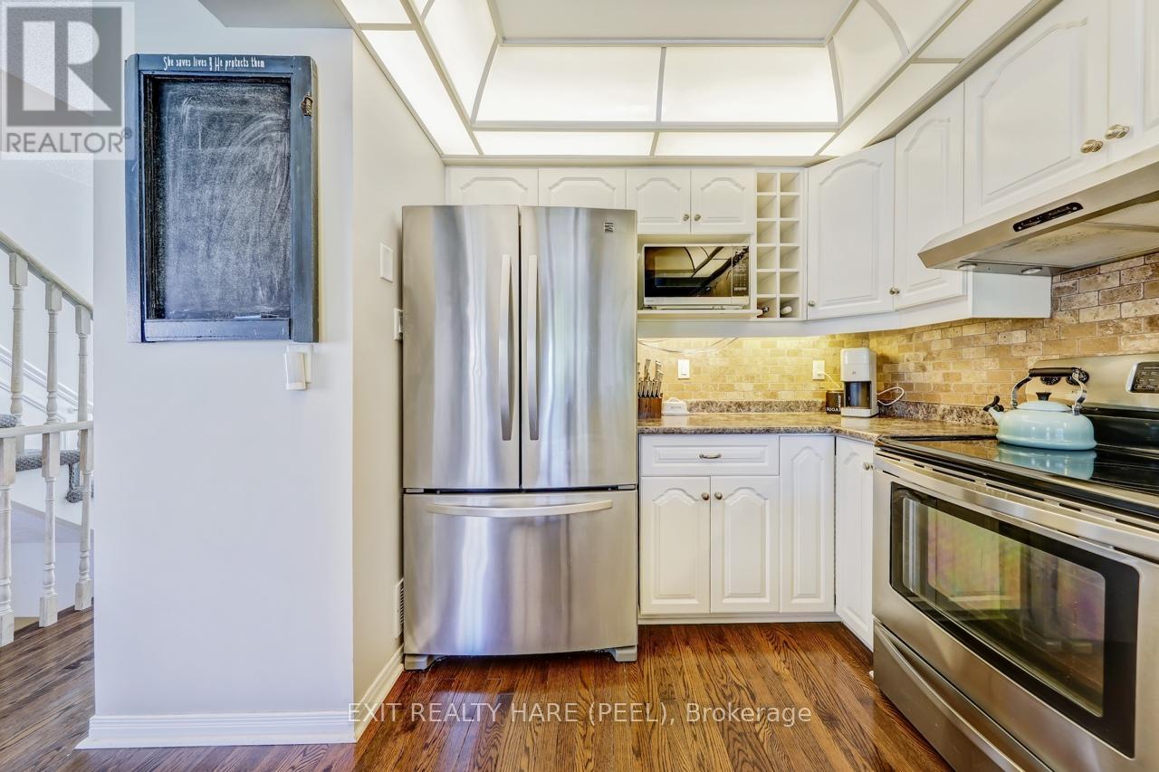 6 - 119 Spring Road, Georgina, Ontario L4P 2K4 - Photo 20 - N12259981