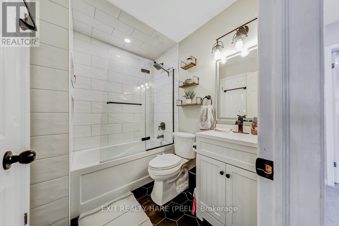 6 - 119 Spring Road, Georgina, Ontario L4P 2K4 - Photo 29 - N12259981