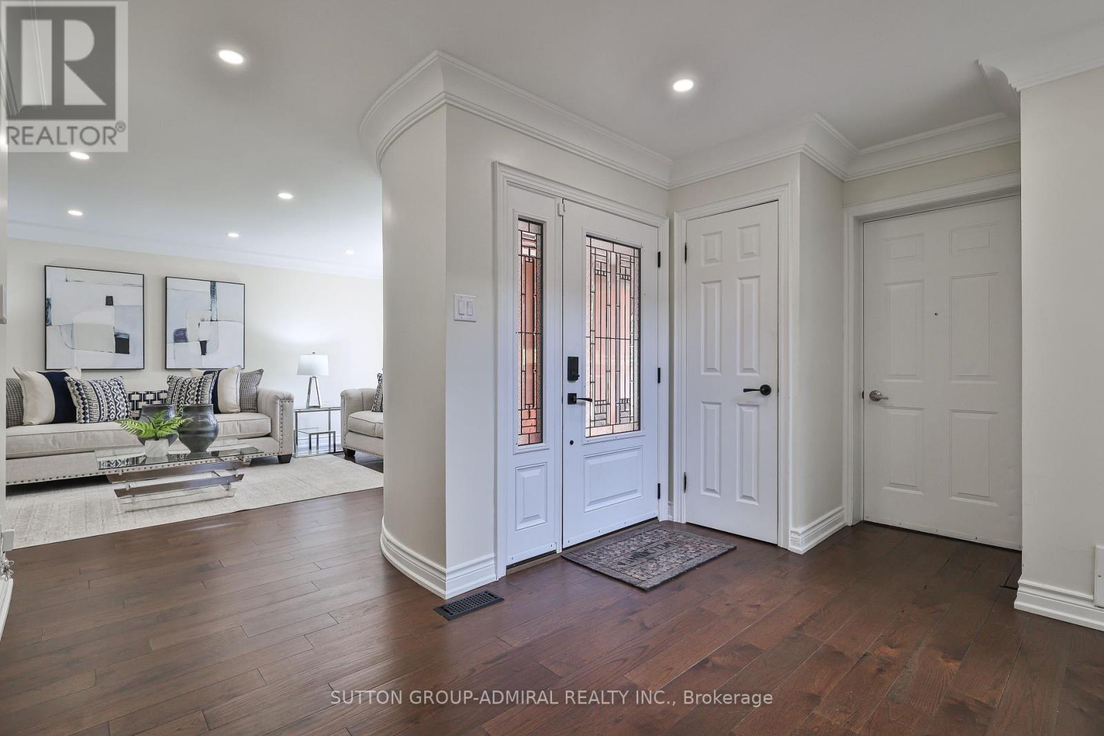 Property at 204 WILLOWBROOK ROAD image 4