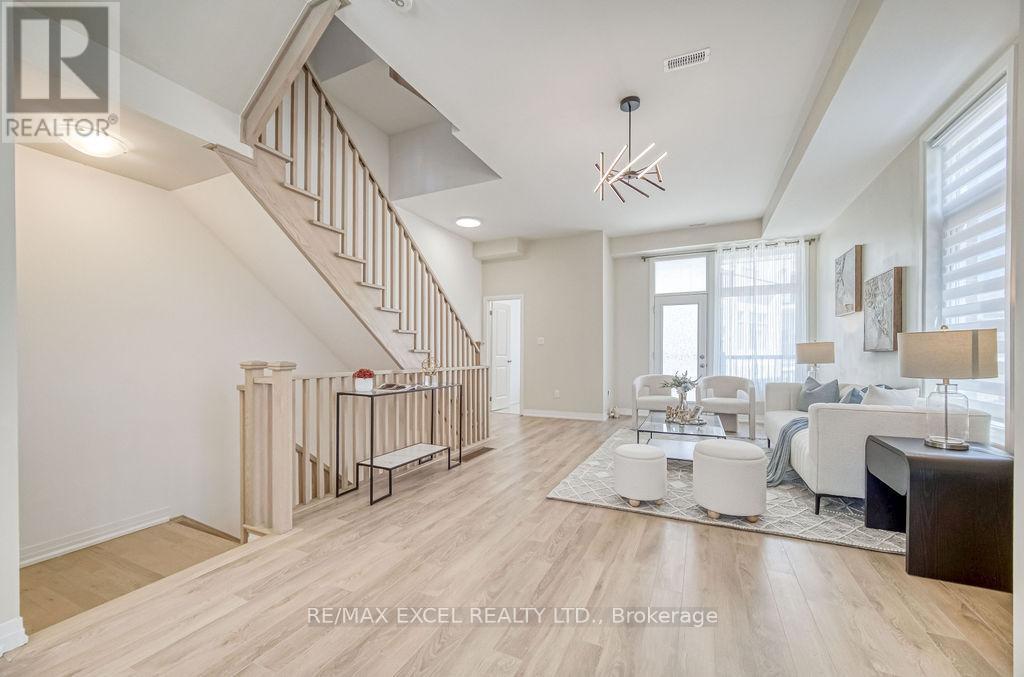 Property at 33 ALBERT FIRMAN LANE image 2
