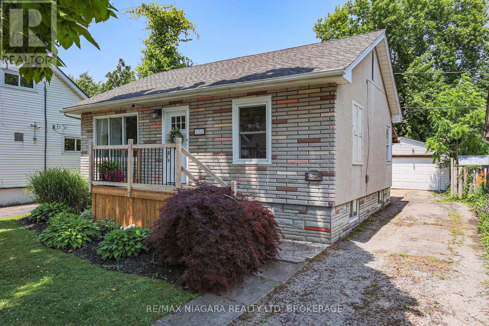 Property at 6253 CHURCHILL STREET image 1