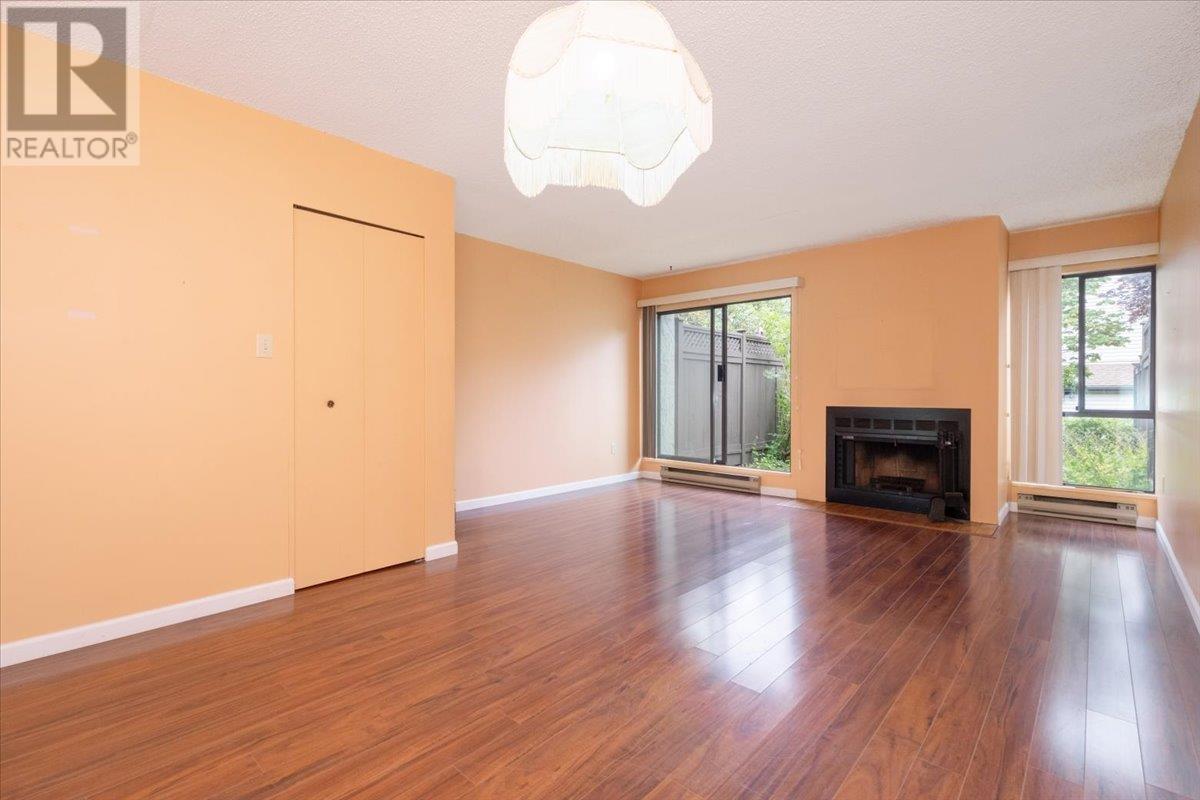 Property at 22 230 W 14TH STREET image 4
