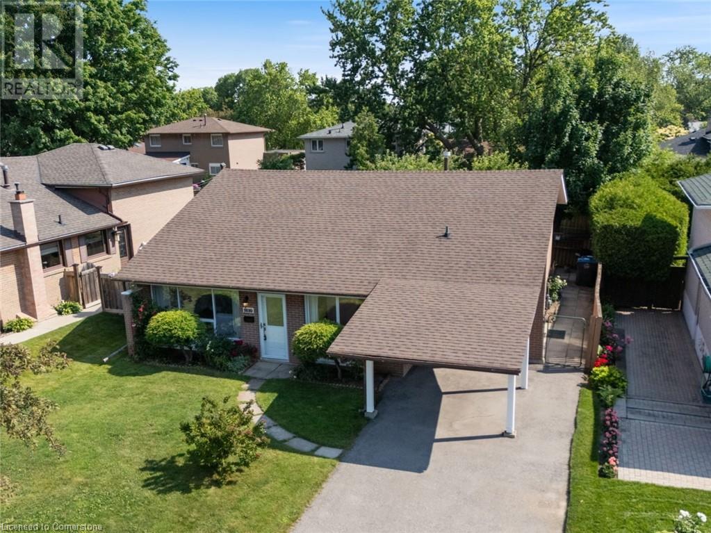 Property at 1610 HOBBS Crescent image 2