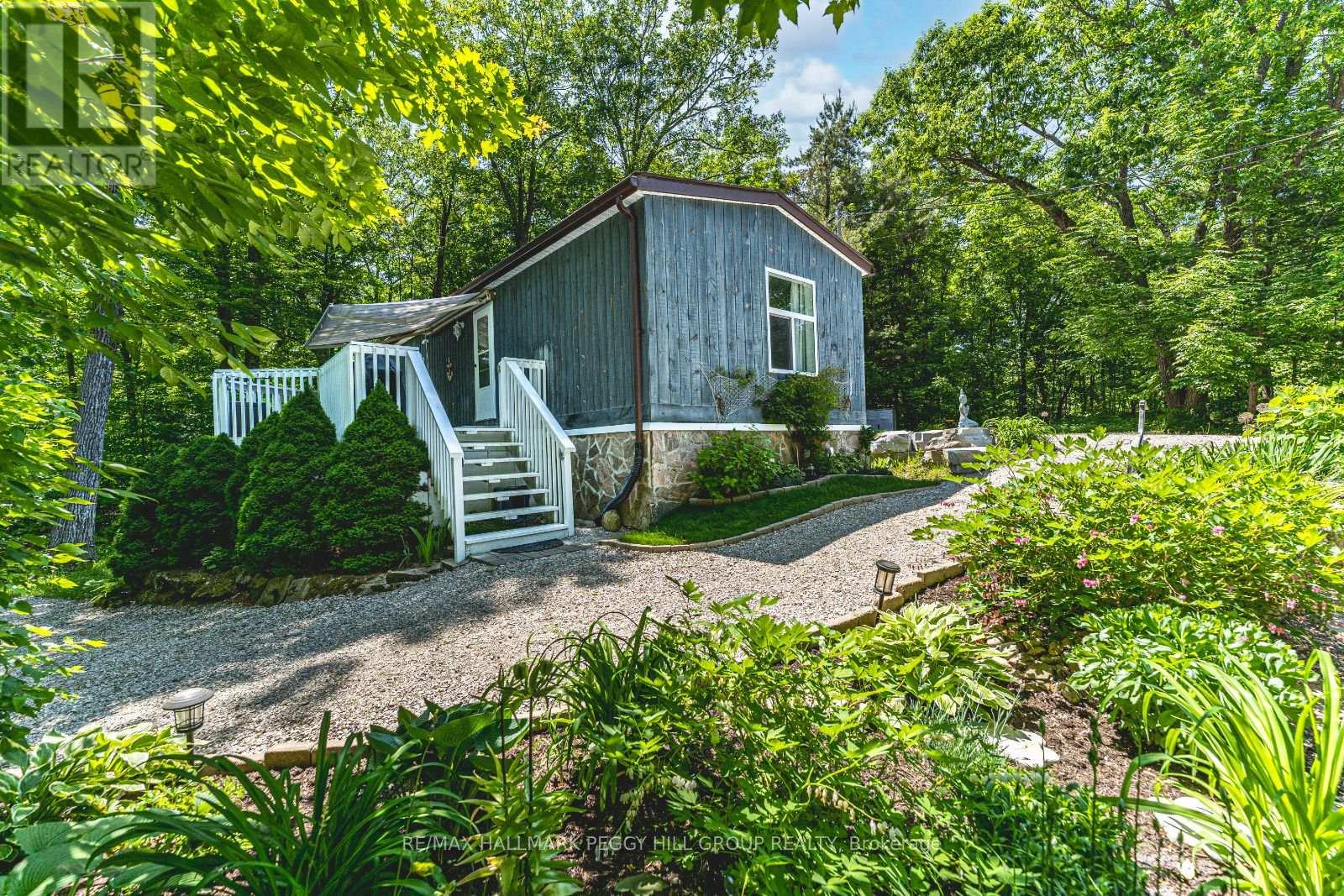 Property at 7498 ISLAND CRESCENT image 1