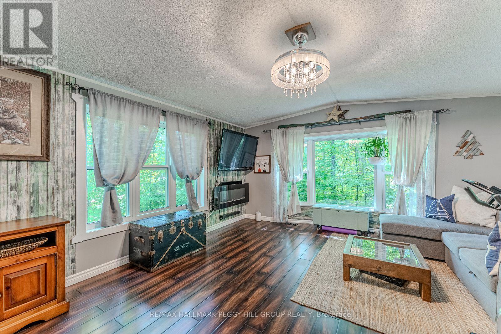 Property at 7498 ISLAND CRESCENT image 3